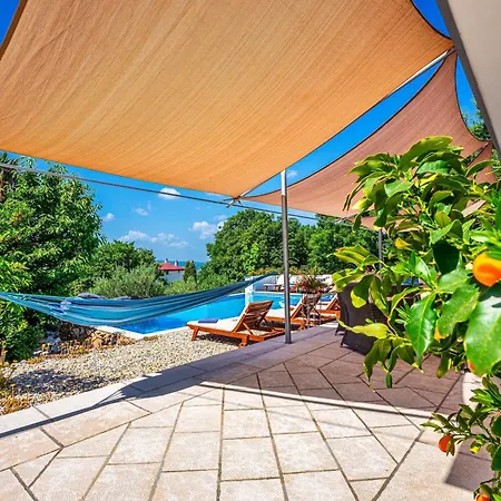 Villa Organic Gardens *