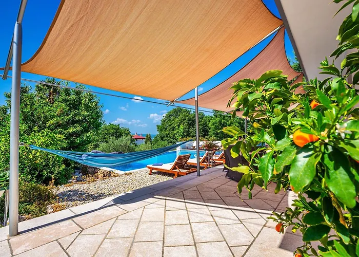 Villa Organic Gardens *